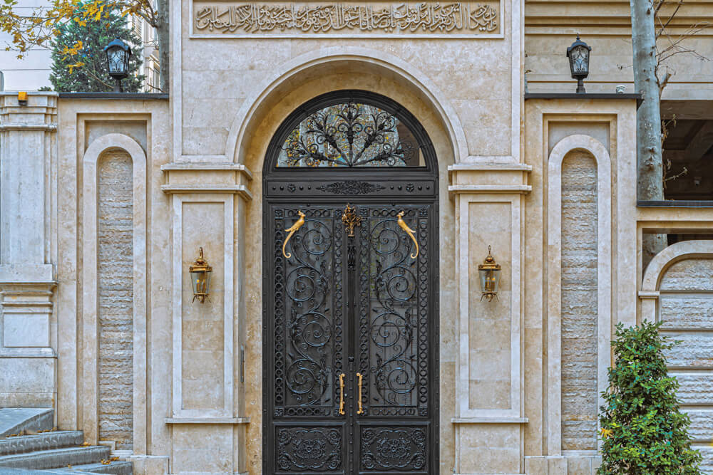 عرضه کنندگان درب لابی فرفورژه