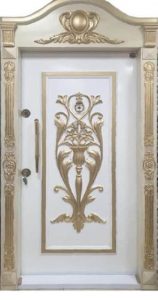 خرید عمده در اتاق سفید طلایی